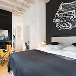Boutique House Forty-four بيت ضيافة 4*