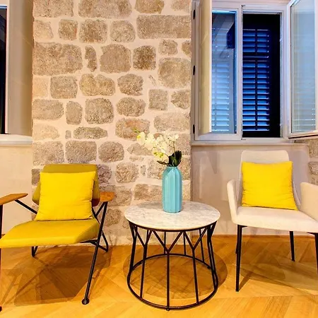 Boutique House Forty-four