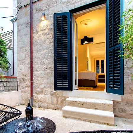 Pensjonat Boutique House Forty-four 4*