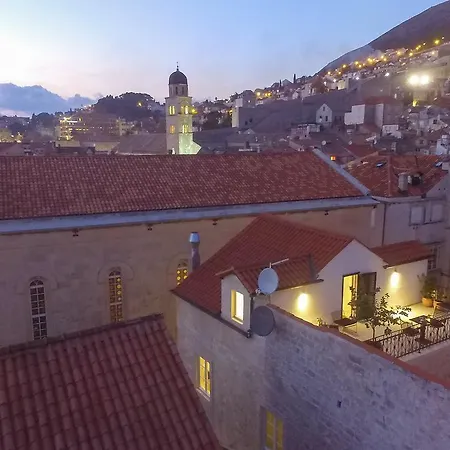 Gostinjska kuća Forty-four 4*