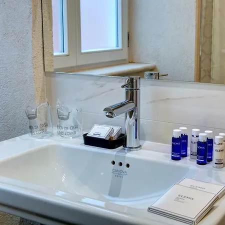Boutique House Forty-four 4*