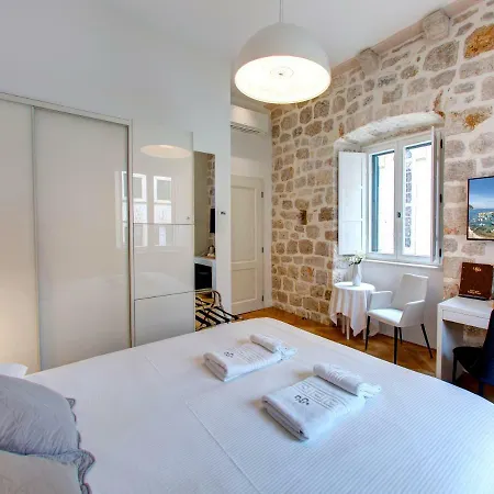 Boutique House Forty-four