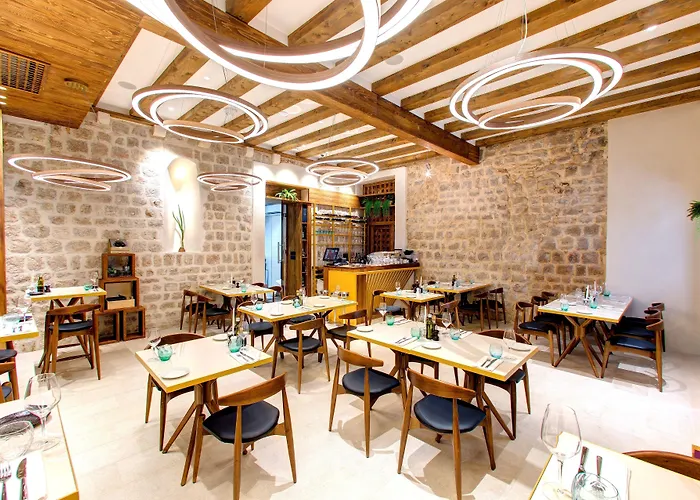 Guest house Boutique House Forty-Four 4*