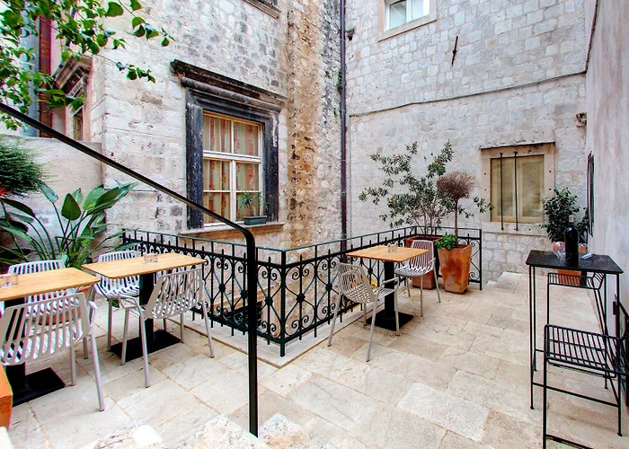 Pensión Boutique House Forty-Four 4*