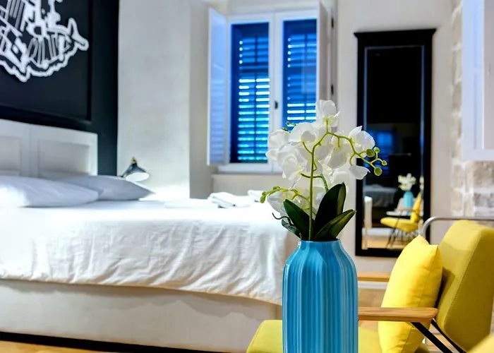 Pensión Boutique House Forty-Four 4*