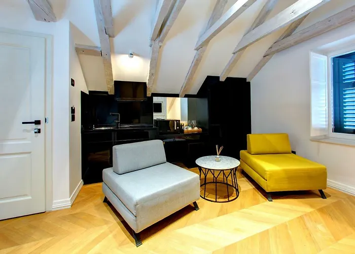 Boutique House Forty-Four 4*