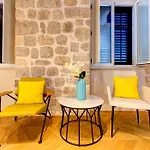 Boutique House Forty-four